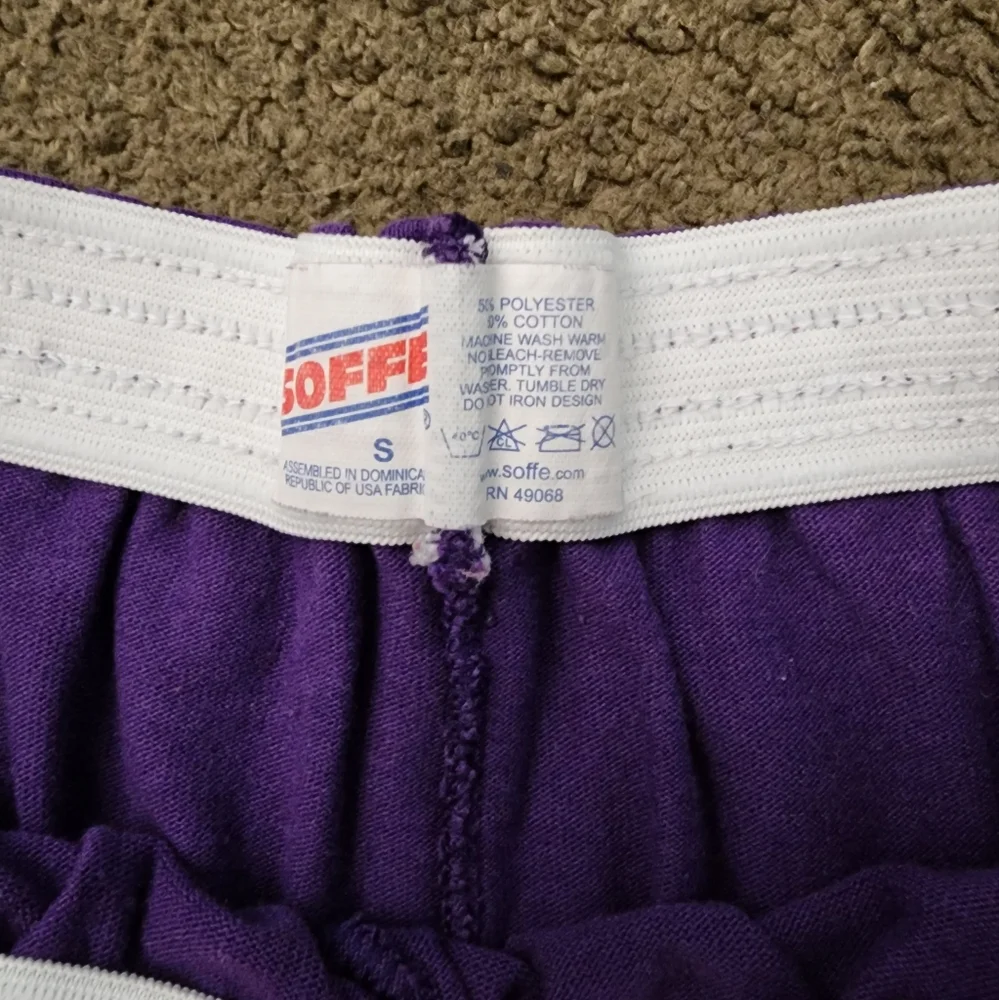 Vintage Y2K! Classic Purple Soffe Shorts, Women's Small - Picture 5 of 6